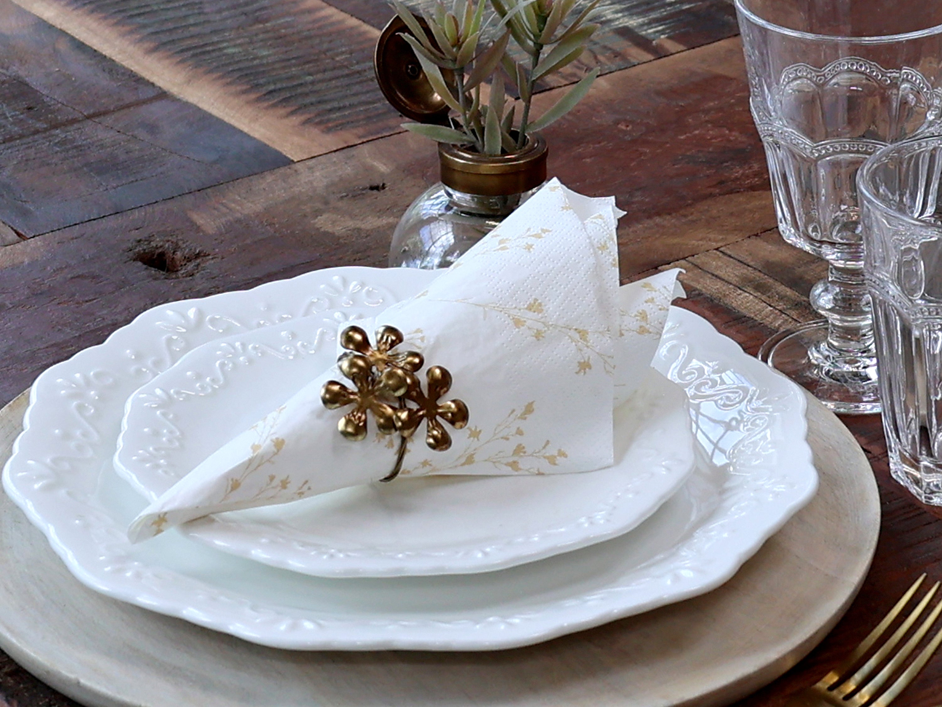 Chic Antique Servietten mit Blumen honig