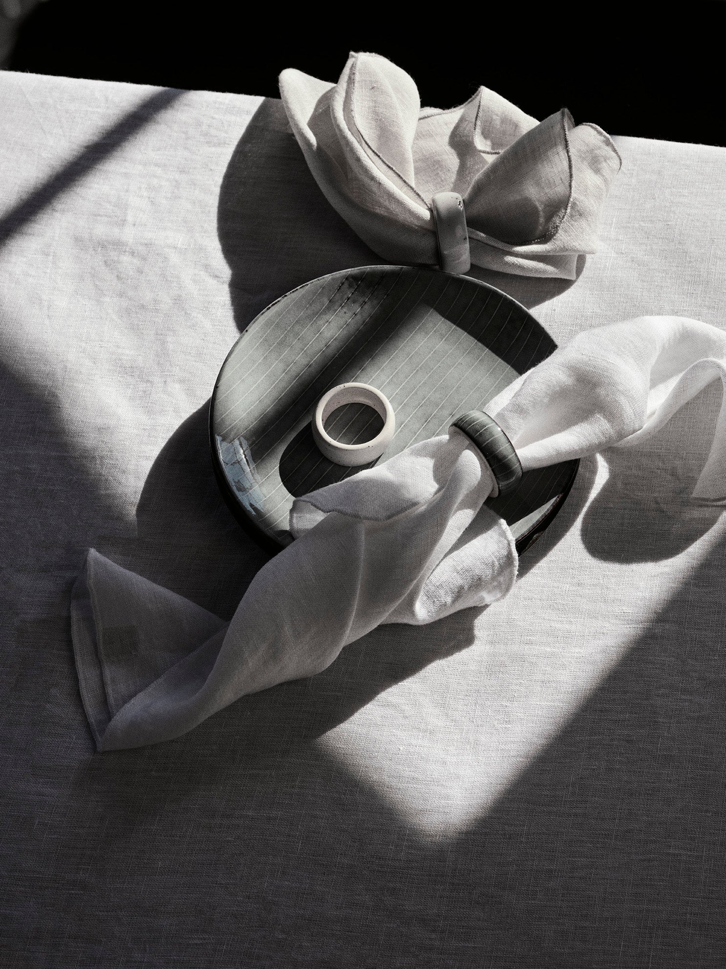 Broste Copenhagen Serviette Gracie hellgrau "High Rise", 100% Leinen