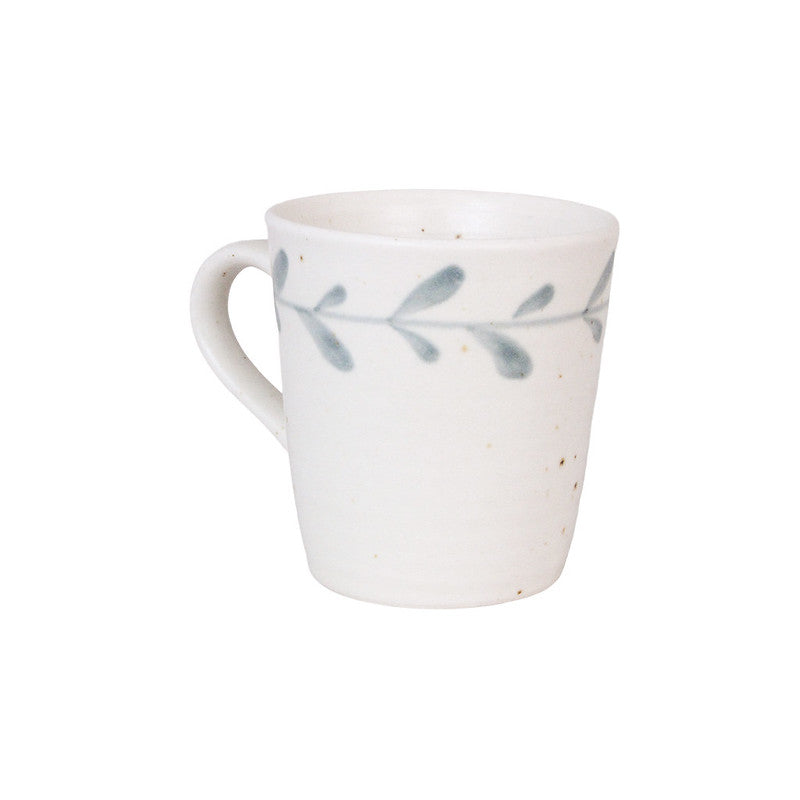 Strömshaga "Viola" Tasse, mit Blättermotiv