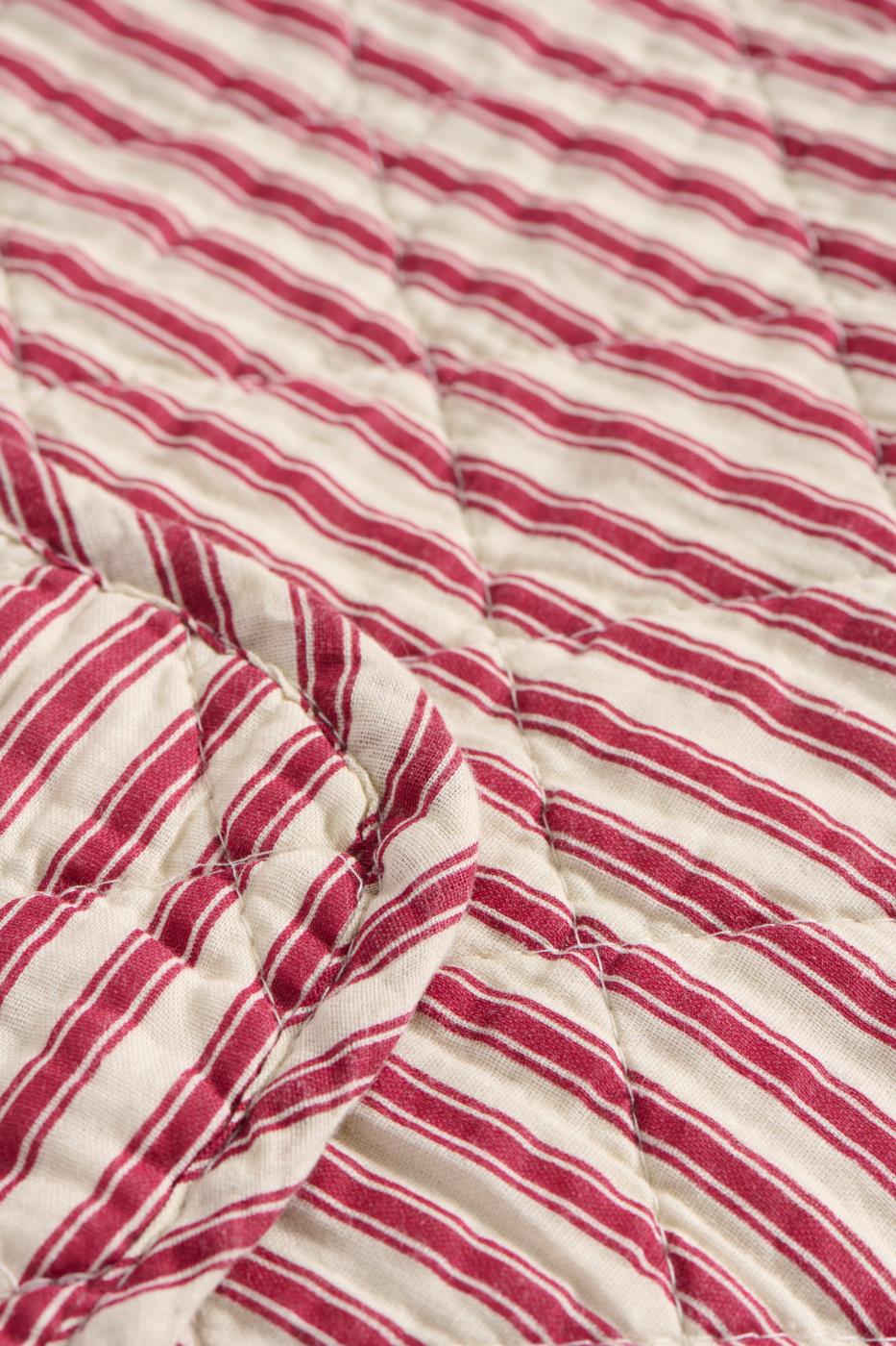Ib Laursen Quilt sand - mit roten Streifen