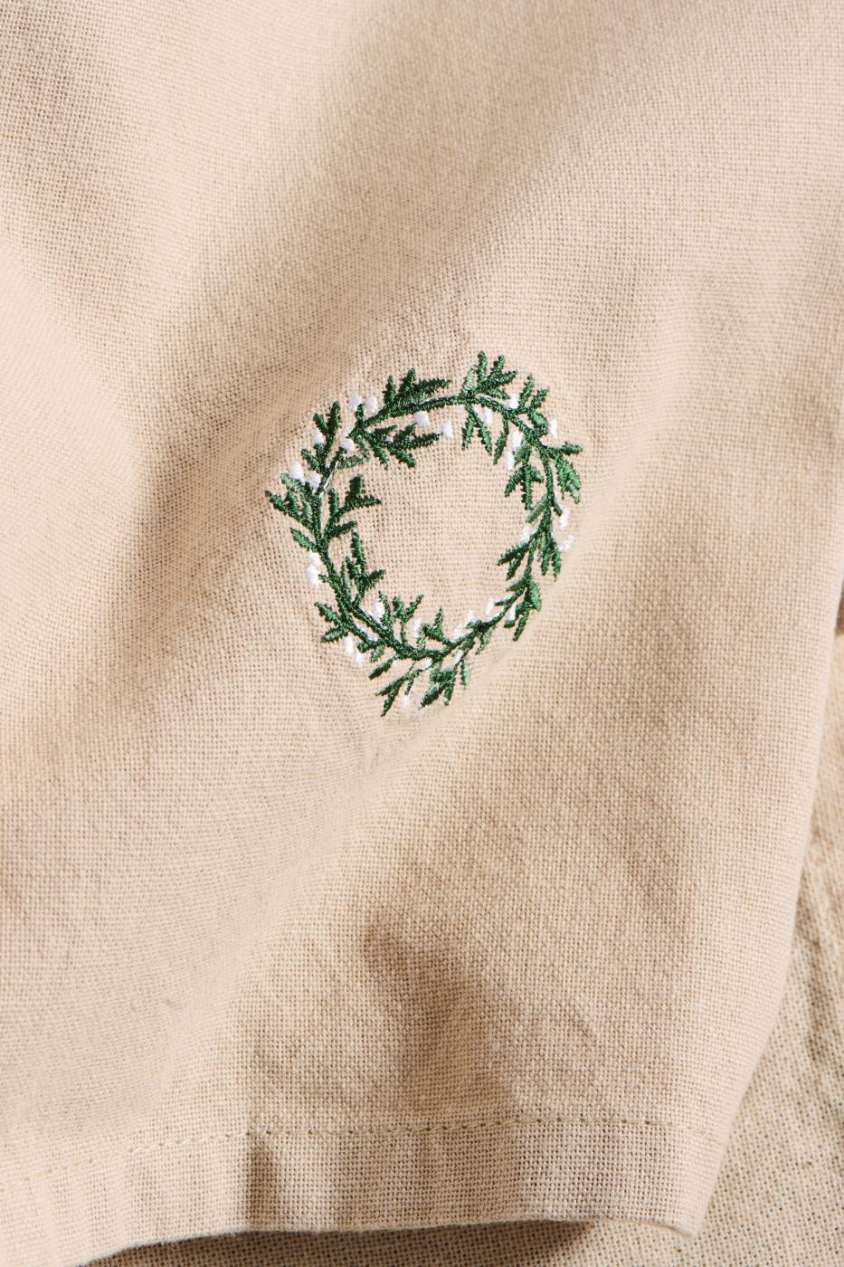 Ib Laursen Stoffserviette Tradition mit Kranz leinenfarbig