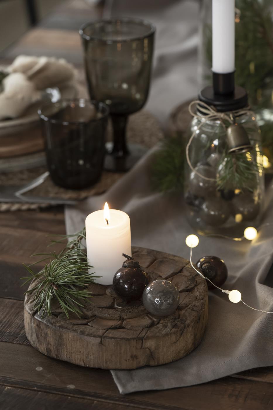 Ib Laursen Tüte mit 8 gleichen Weihnachtskugeln mini - Farbe mocca