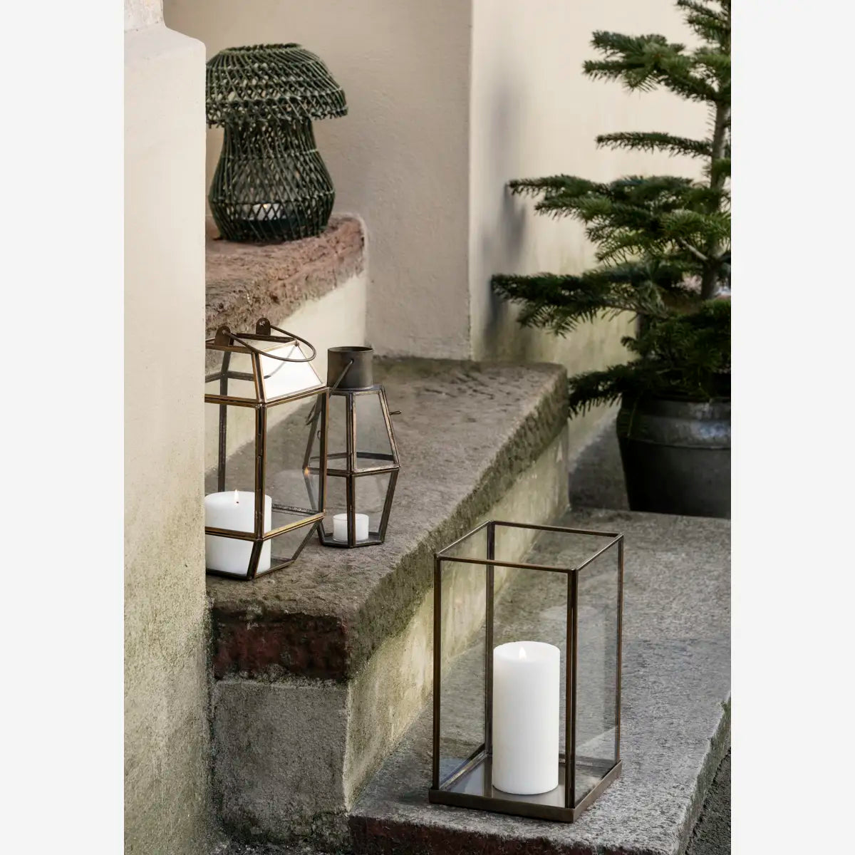 Madam Stoltz Laterne aus Eisen & Glas, PCH29155C