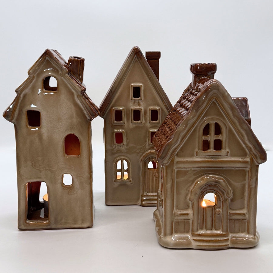 Haus aus Keramik, braun/beige cinnamon