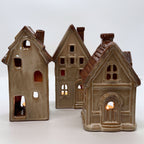 Haus aus Keramik, braun/beige cinnamon