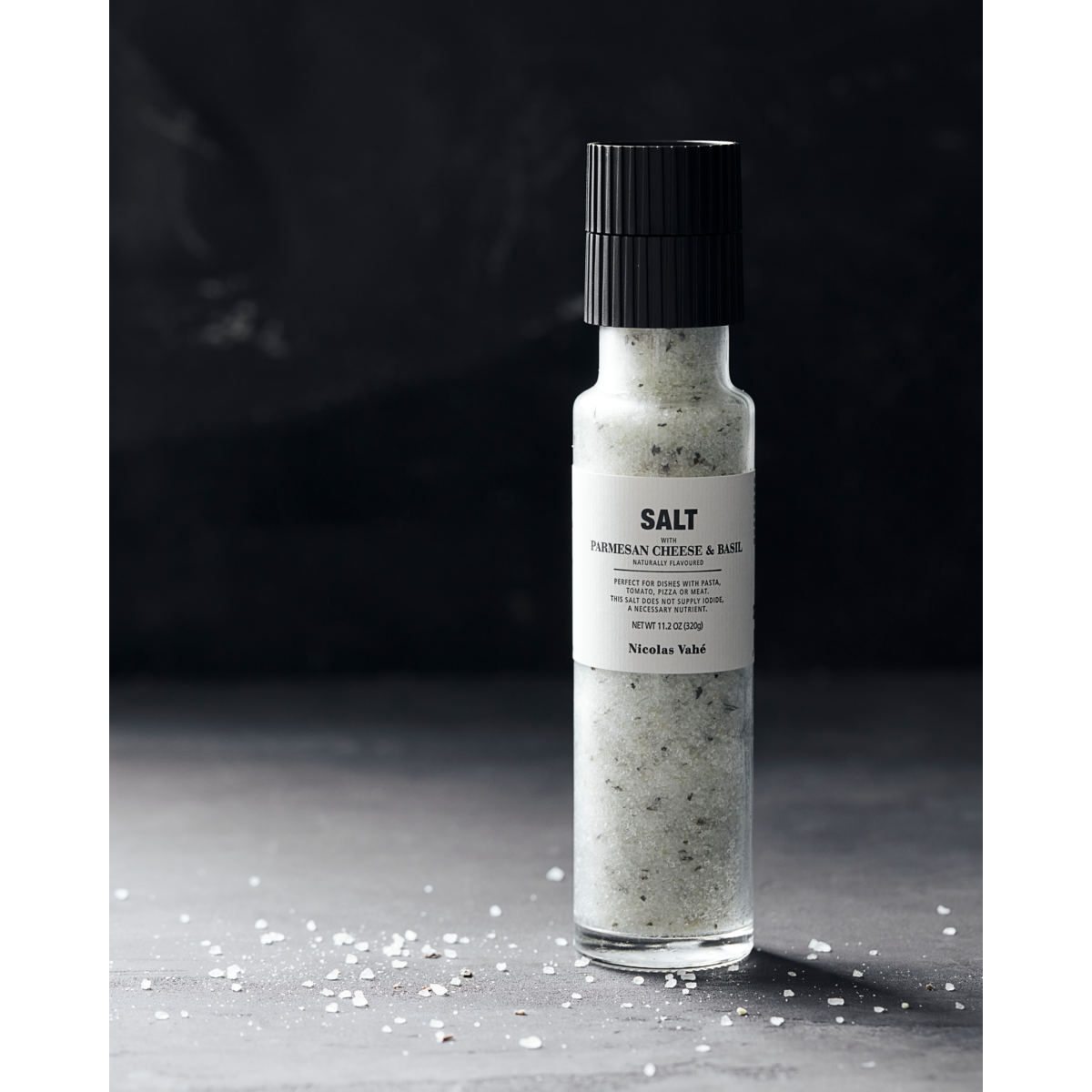 Nicolas Vahé Salz mit Parmesan & Basilikum