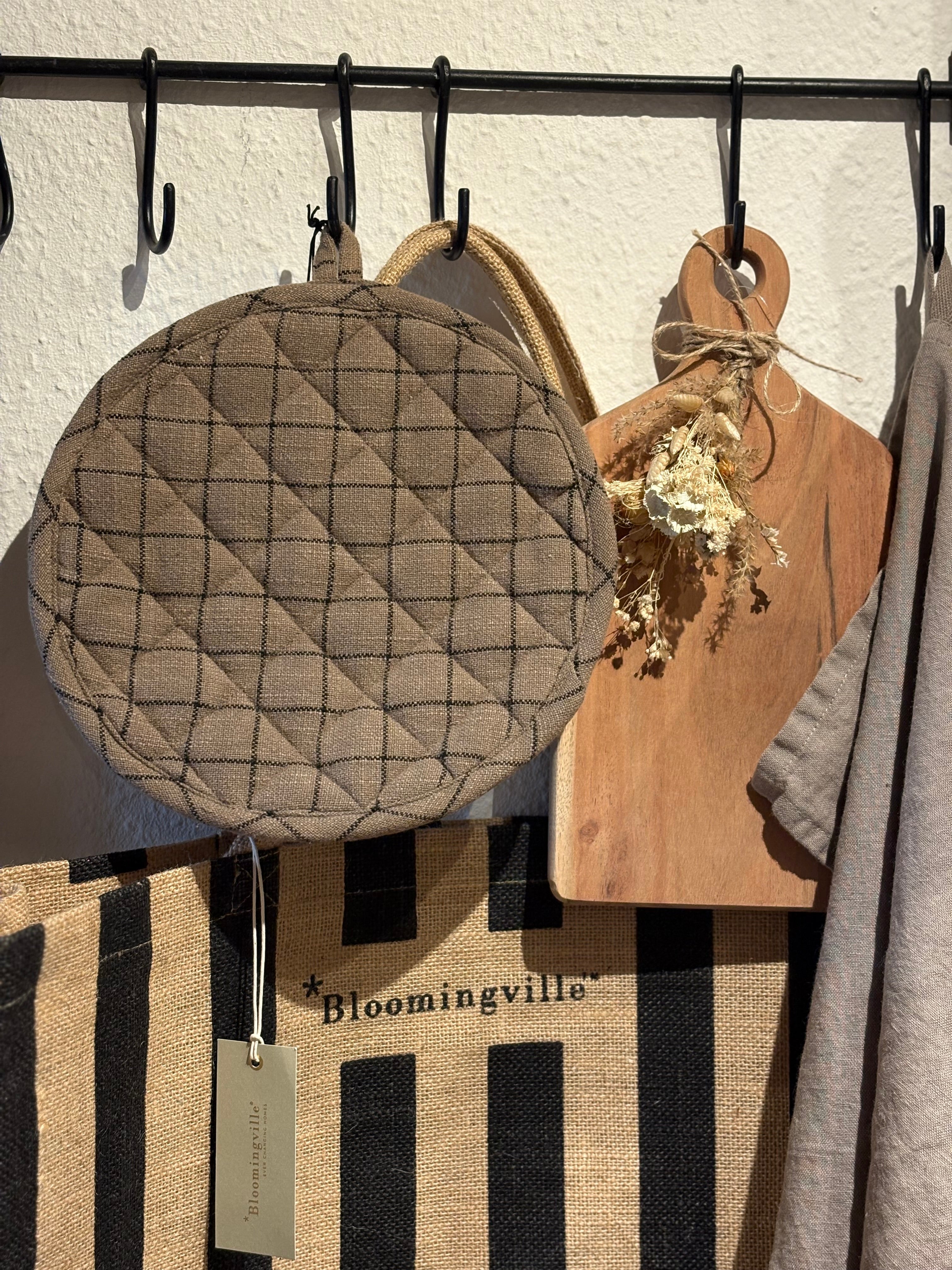 Madam Stoltz Topflappen braun kariert