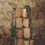 Frollein Lücke Adventskalender-Set mit 24 Kraftpapier-Blockbodenbeutel mit 24 handgemalten Aquarell Aufkleber