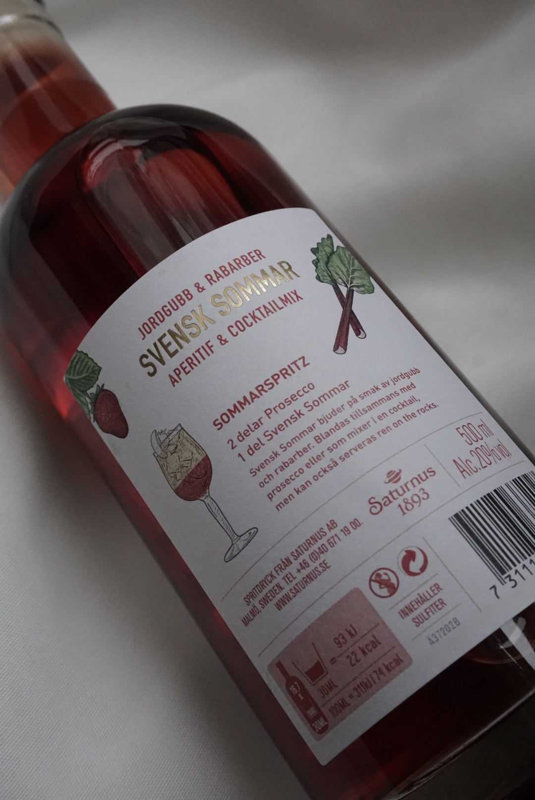 Saturnus Aperitif Svensk Sommar Aperitif - 20% vol., 500ml Sorte: Erdbeere/ Rhabarber
