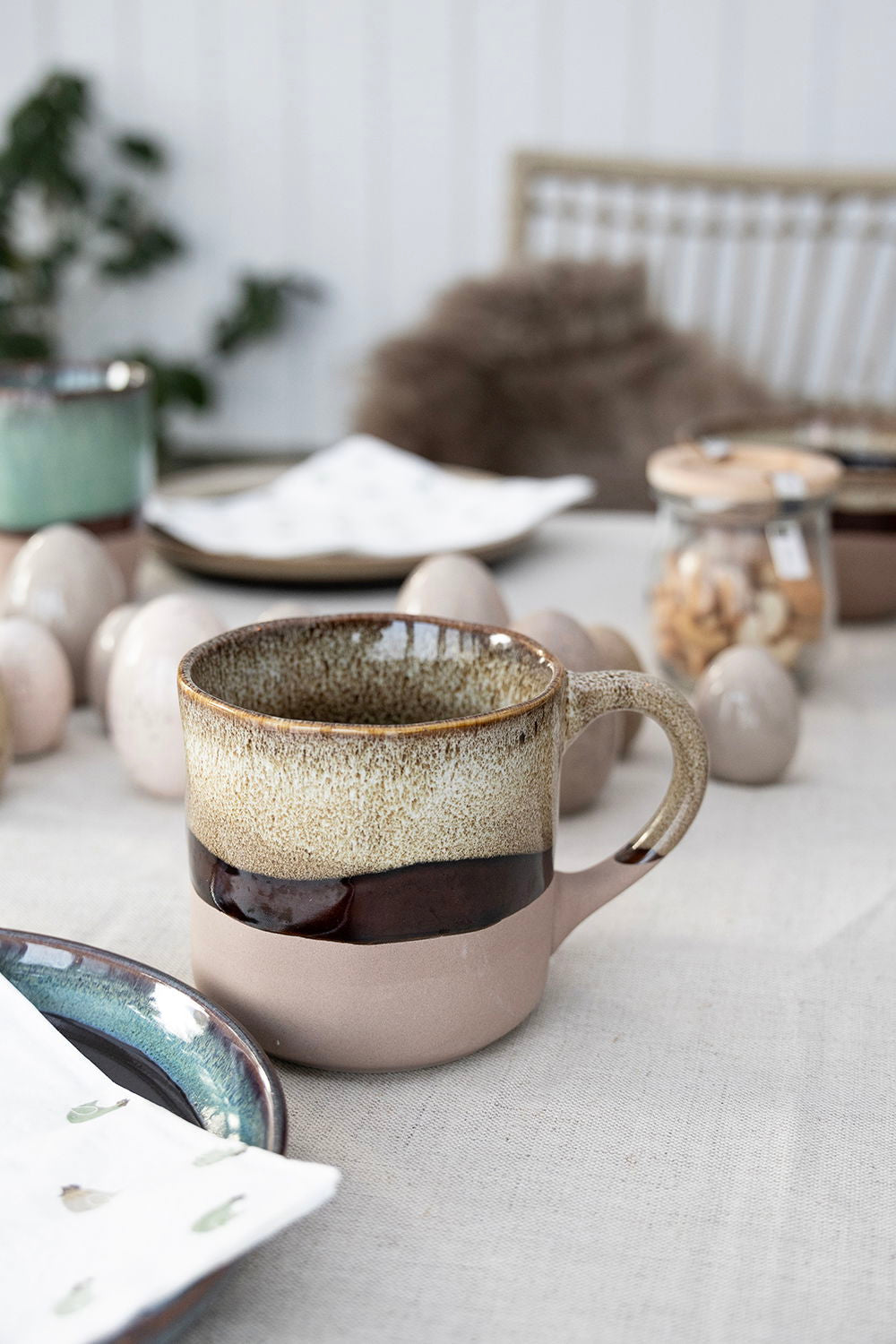Det Gamle Apothek Tasse braun/rosa