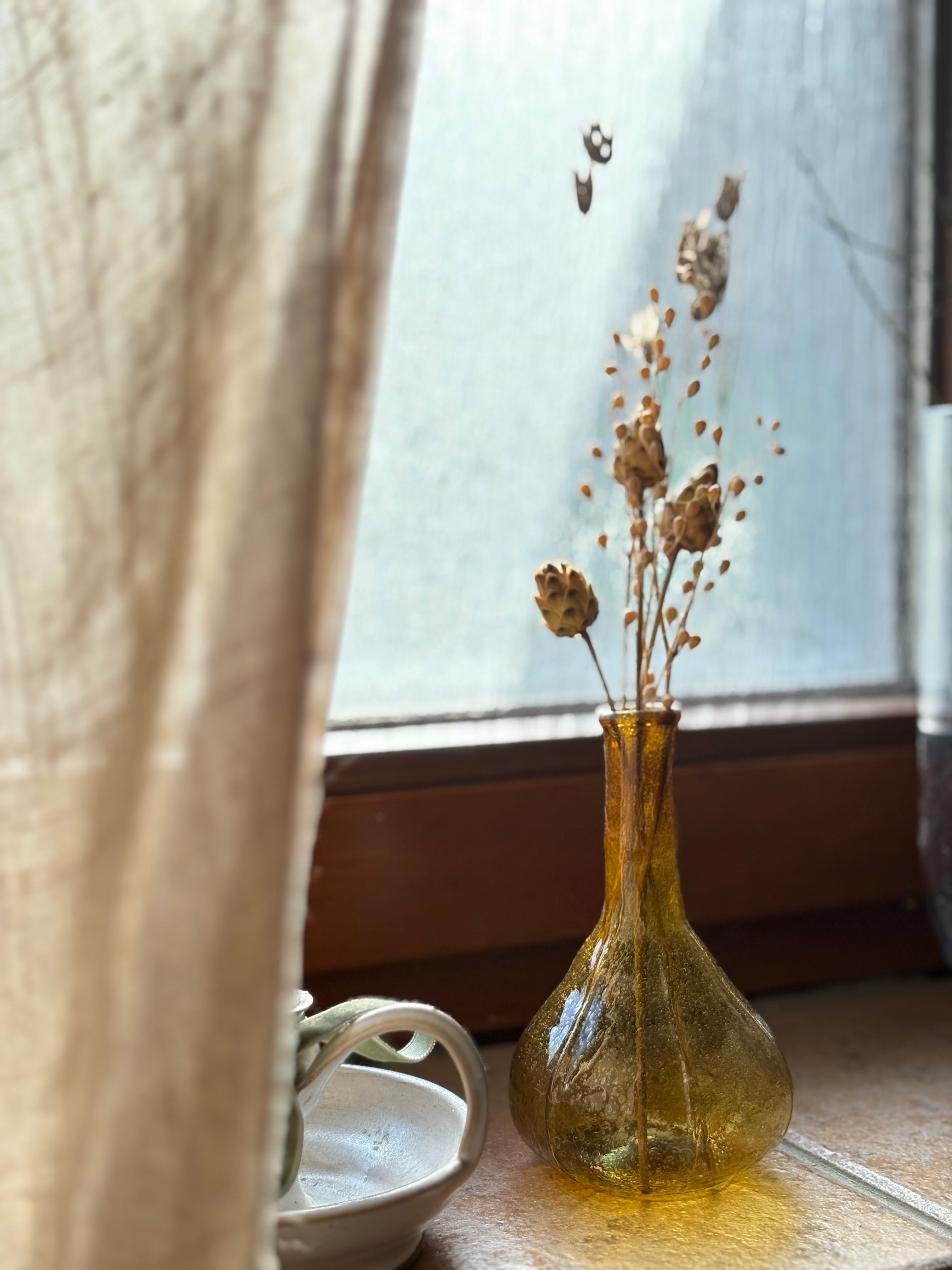 Madam Stoltz Vase gelb