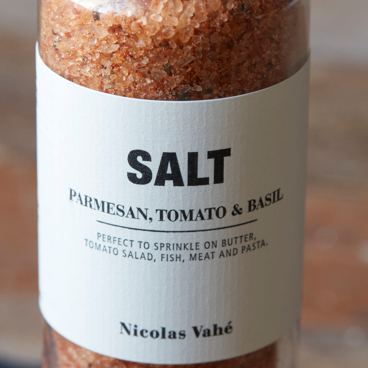 Nicolas Vahé Salzmühle mit Parmesan und Tomate