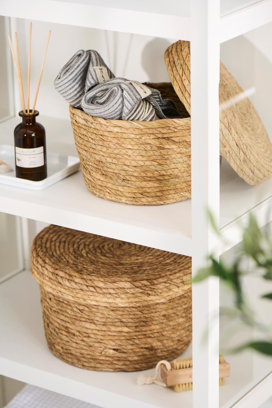 Ib Laursen Korbsatz je 2 mit Deckel, natur Seegras