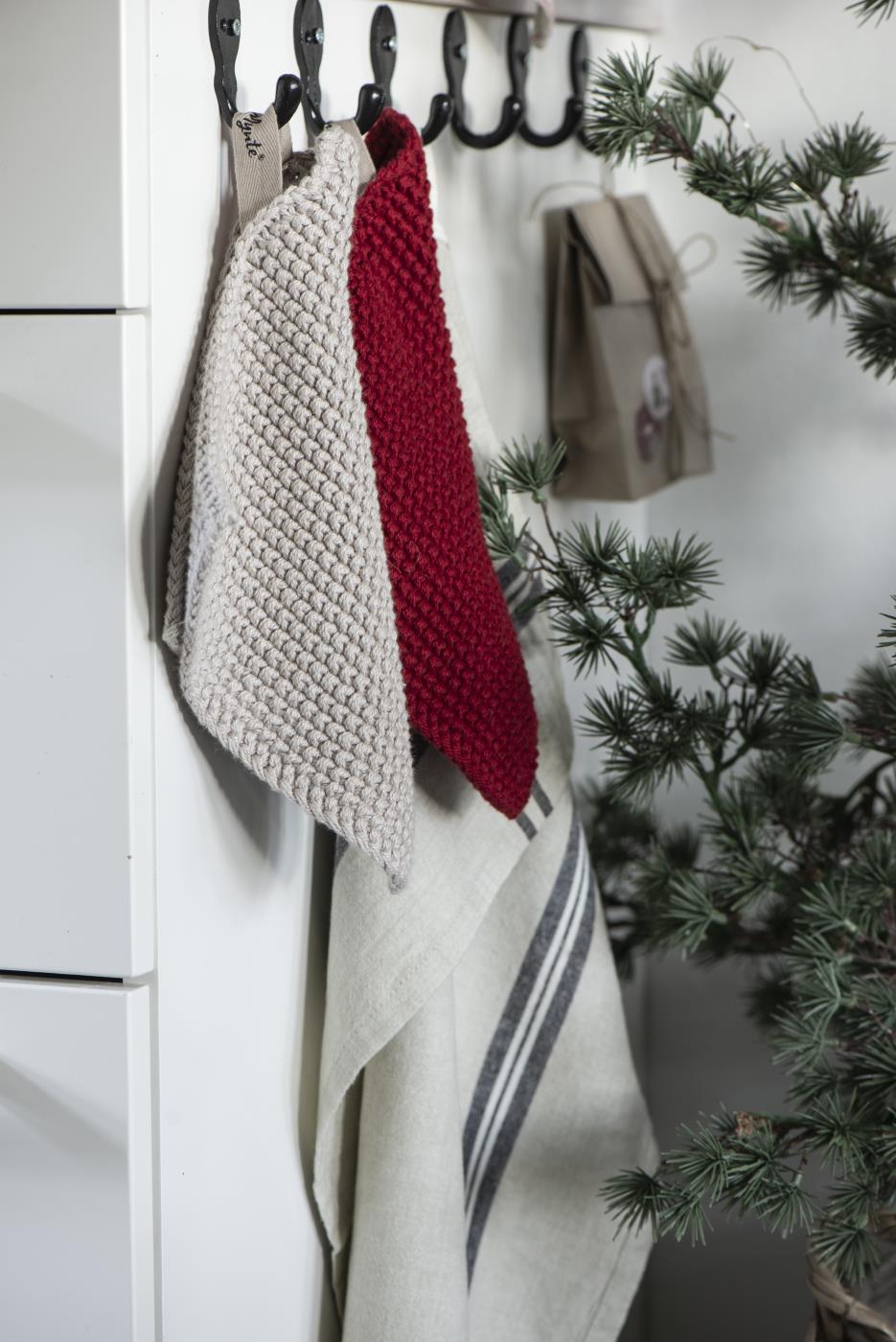 Ib Laursen Mynte Topflappen, rhododendron gestrickt