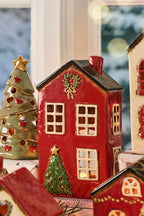 Ib Laursen Haus für Teelicht Stillenat rot - Tannenbaum vor dem Haus
