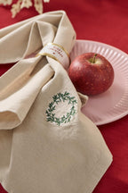 Ib Laursen Stoffserviette Tradition mit Kranz leinenfarbig