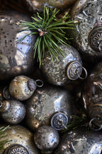 Weihnachtskugel pebbled Glas soil Bauernsilber