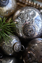 Weihnachtskugel pebbled Glas soil Bauernsilber