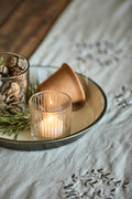 Ib Laursen Tablett rund messing, innen butter cream, mit schräger Kante
