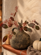 Rustikale Vase in Antik-Optik