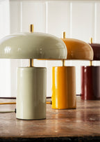 Madam Stoltz Tischlampe "Enamel" grün
