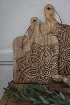 Majas Fleur Schneidebrett aus Akazienholz 35 x 24 x 2 cm